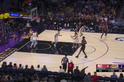 开云-字母哥巅峰对决，东契奇与30激战老鹰分钟，爆冷胜负难料！的简单介绍